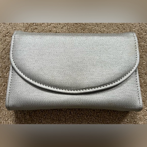 Unbranded Vintage Silver Clutch - Picture 1 of 6